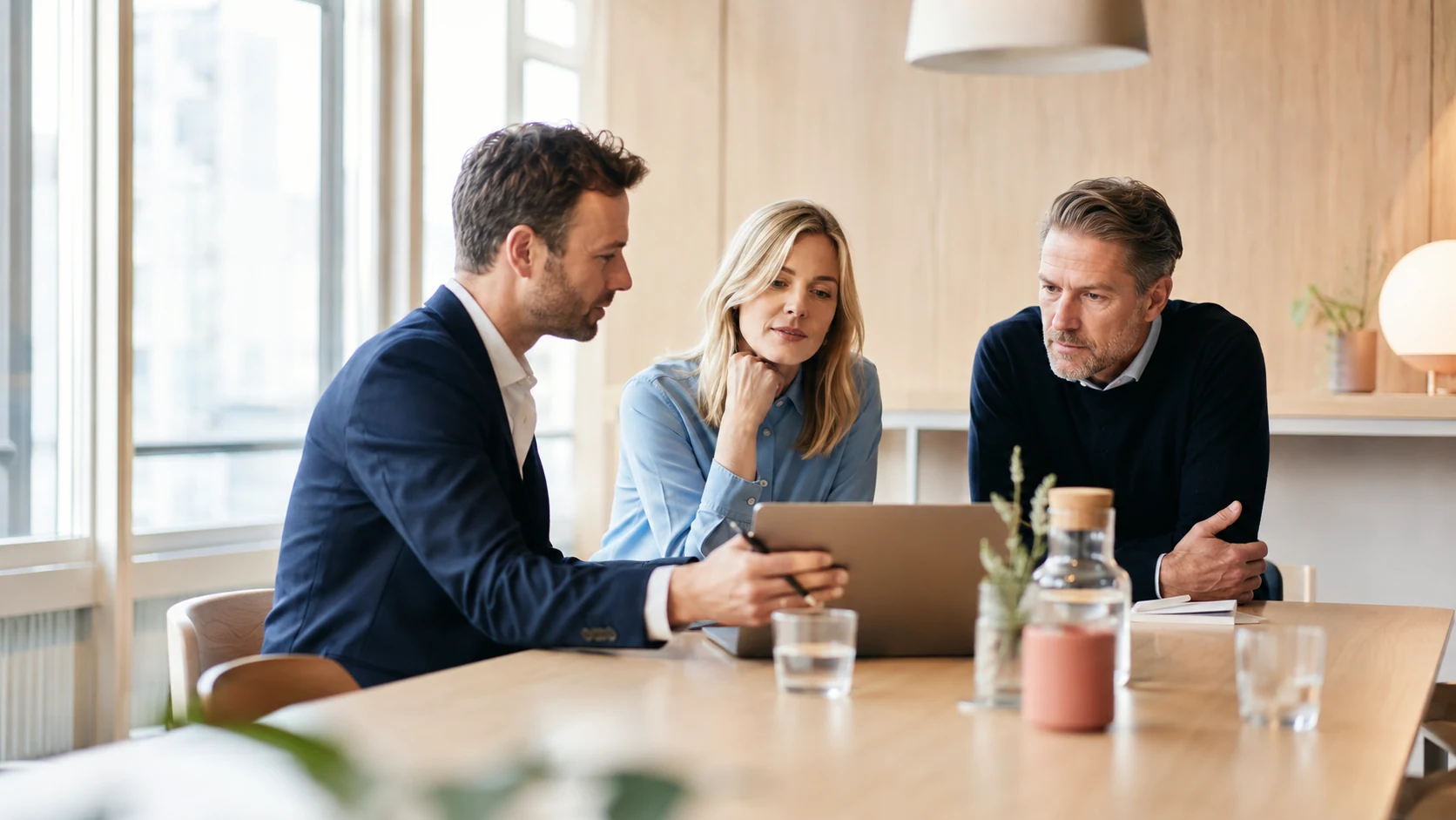 Rådgivande försäljningsmöte med kund